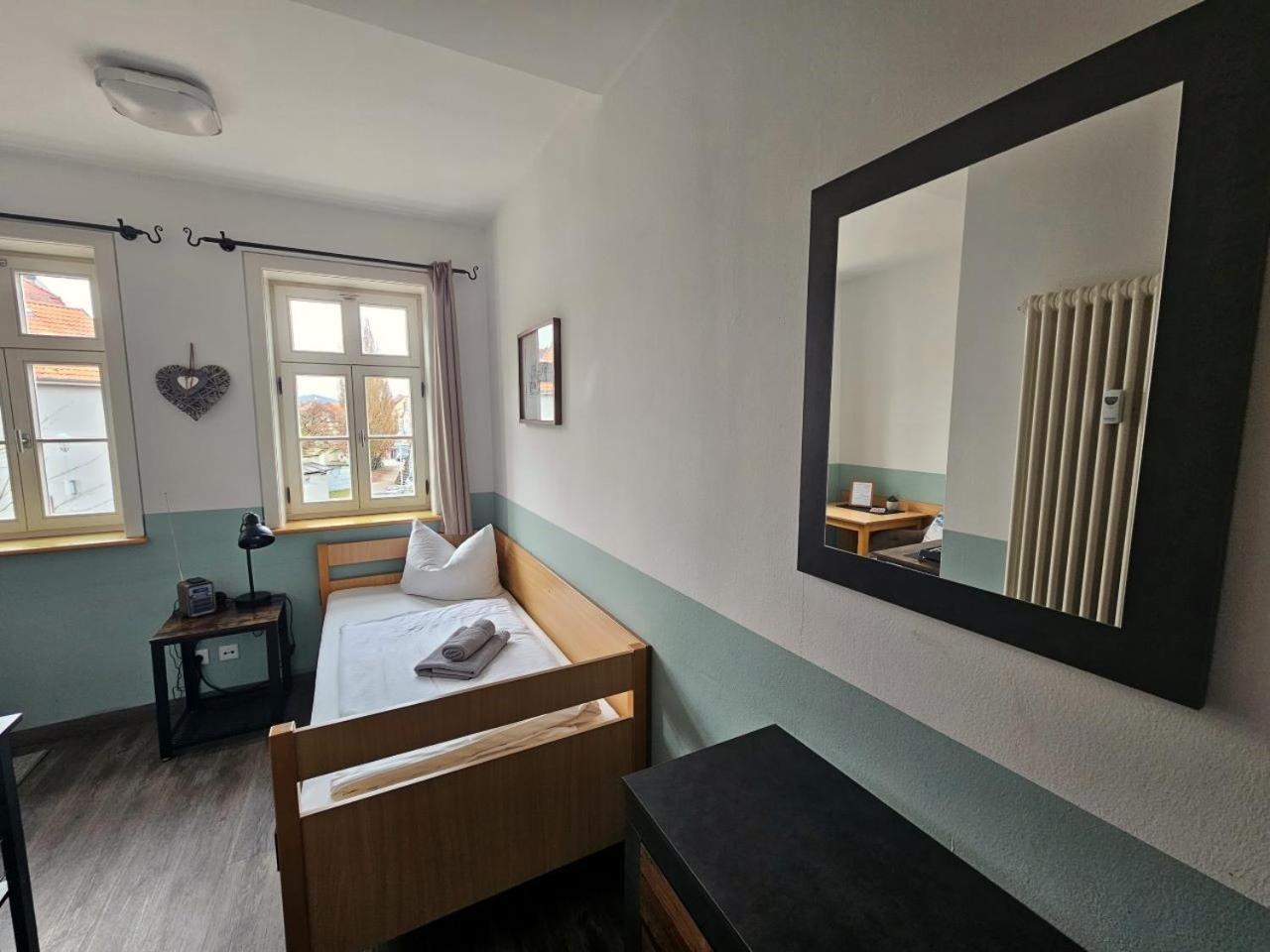 Gaestehaus Am Storchenturm Айзенах Екстериор снимка